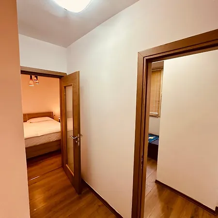 Апартаменты Sunrise Haven Center