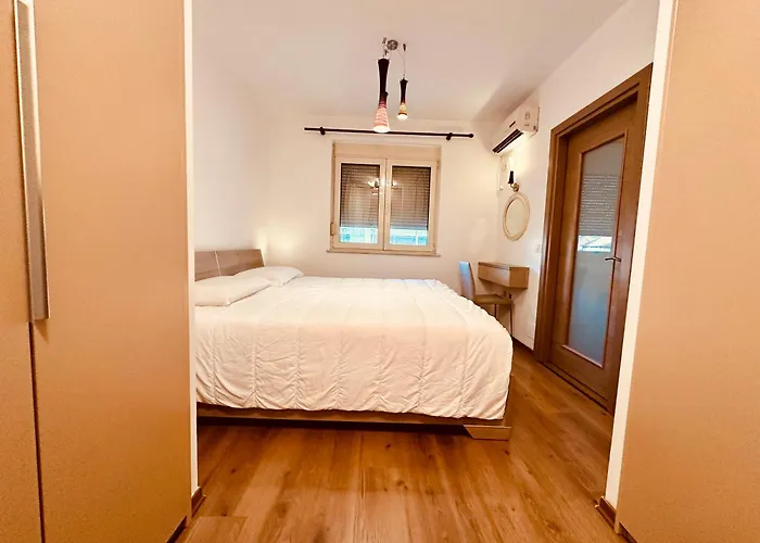 Sunrise Haven Center Апартаменты Тирана